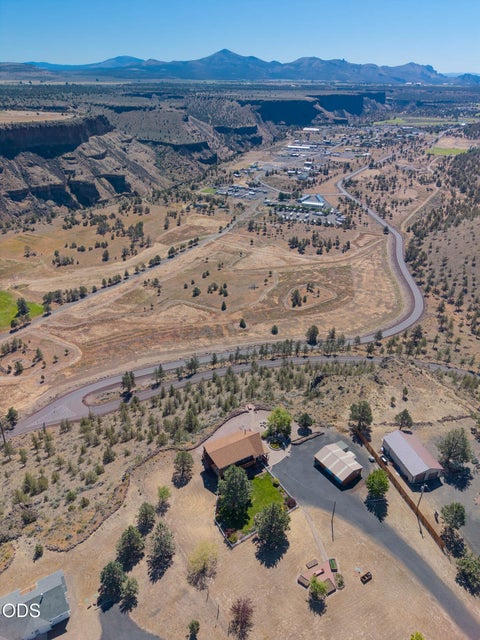 Tiny photo for 14831 SW Peninsula Drive, Terrebonne, OR 97760 (MLS # 220223303)