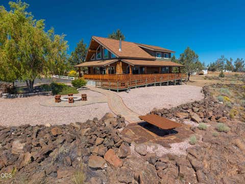 Tiny photo for 14831 SW Peninsula Drive, Terrebonne, OR 97760 (MLS # 220223303)