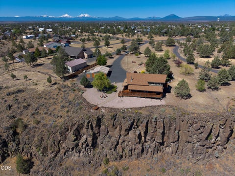 Tiny photo for 14831 SW Peninsula Drive, Terrebonne, OR 97760 (MLS # 220223303)