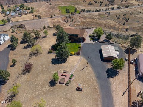 Tiny photo for 14831 SW Peninsula Drive, Terrebonne, OR 97760 (MLS # 220223303)