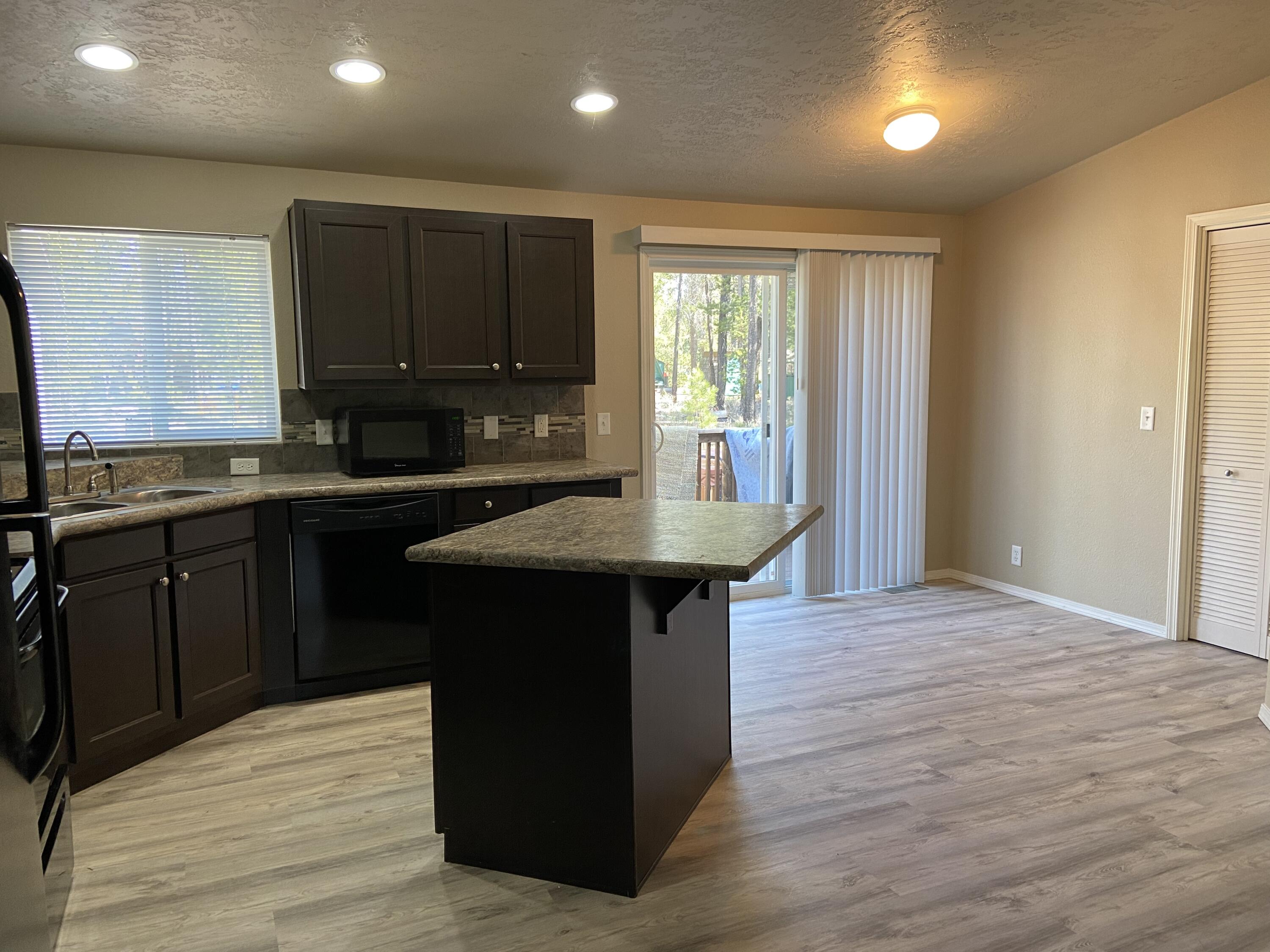 Drrh Trs - Residential