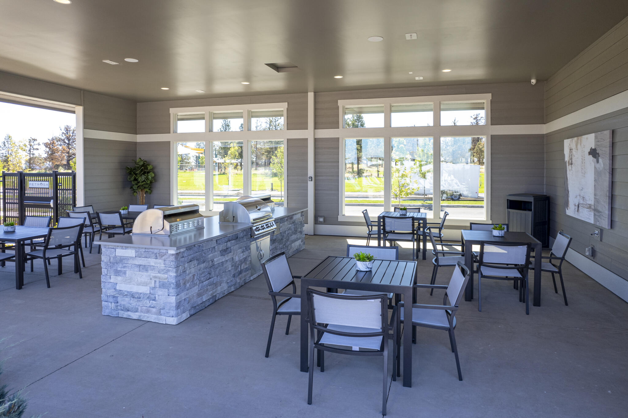 Petrosa - Residential