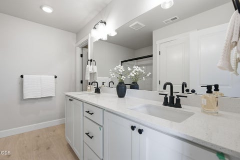 Tiny photo for 4044 SW Pumice Avenue #81, Redmond, OR 97756 (MLS # 220229920)