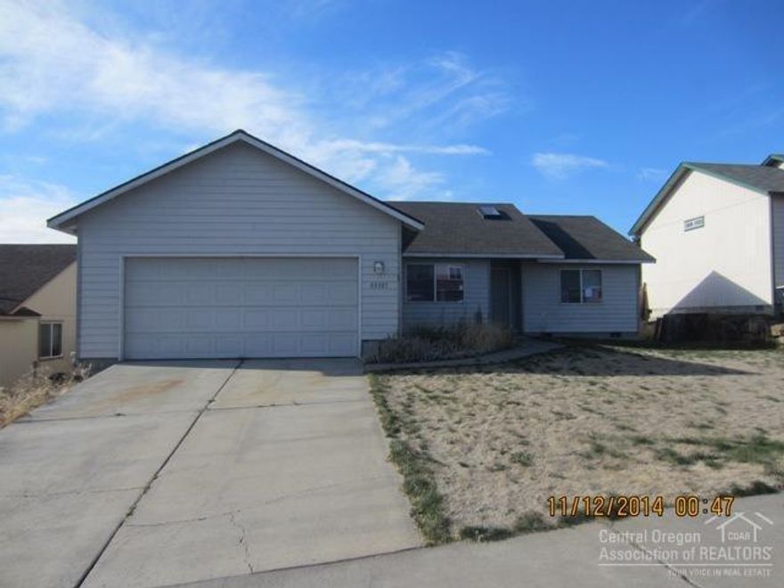 Open floor plan single level with 4 bedrooms and 2 full baths. Or 3 bdrms and an office. Vaulted ceilings. Separate dining area w/slider to fenced backyard. Attached double car garage. Gas furnace. Great location, close to all amenities. Call today for your private showing.