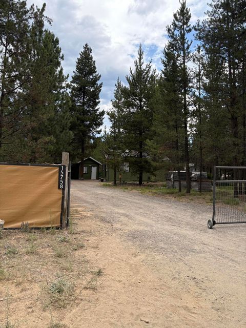 Tiny photo for 15758 Camino De Oro Ave, La Pine, OR 97739 (MLS # 220219348)