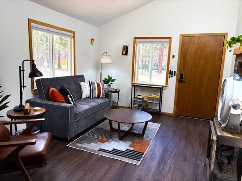 Tiny photo for 15758 Camino De Oro Ave, La Pine, OR 97739 (MLS # 220219348)