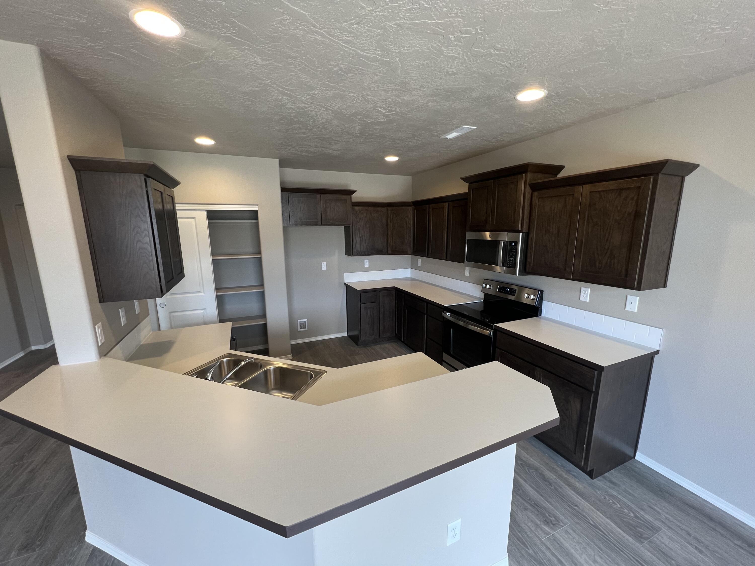 Morning Crest - Residential