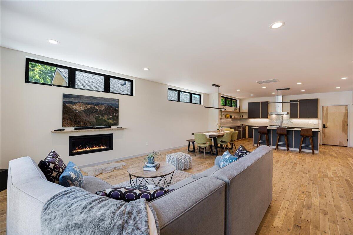 Boulevard - Residential