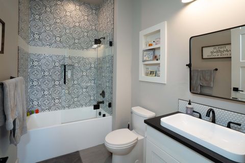 Tiny photo for 66505 Gerking Market Road, Bend, OR 97703 (MLS # 220207668)