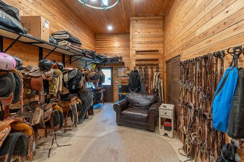 Tiny photo for 66505 Gerking Market Road, Bend, OR 97703 (MLS # 220207668)