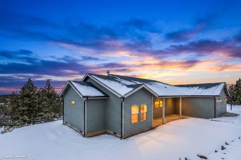 Tiny photo for 5518 NW Cedar Place, Prineville, OR 97754 (MLS # 220215846)
