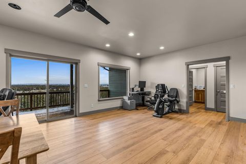 Tiny photo for 5518 NW Cedar Place, Prineville, OR 97754 (MLS # 220215846)