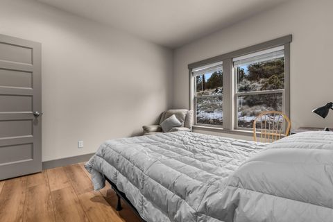 Tiny photo for 5518 NW Cedar Place, Prineville, OR 97754 (MLS # 220215846)