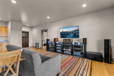 Tiny photo for 5518 NW Cedar Place, Prineville, OR 97754 (MLS # 220215846)