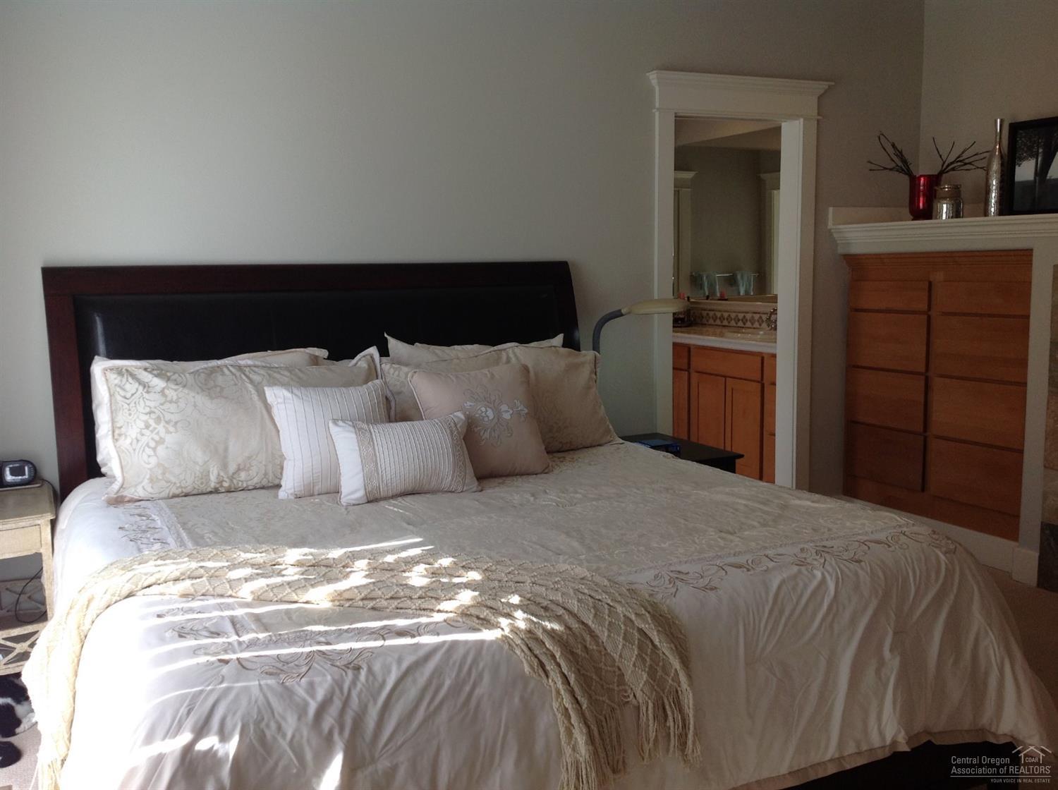 Cloud 9 Estates - Residential