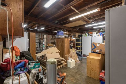 Tiny photo for 1215 NE A Street NE, Grants Pass, OR 97526 (MLS # 220213426)
