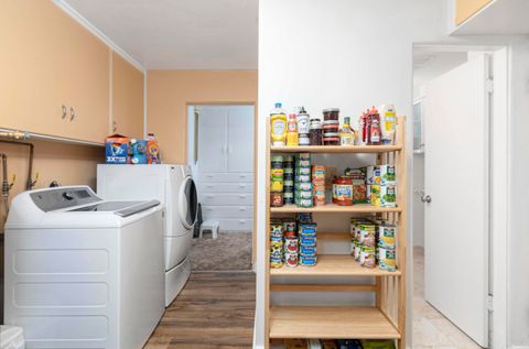 Tiny photo for 1215 NE A Street NE, Grants Pass, OR 97526 (MLS # 220213426)