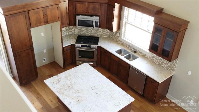 Pine Meadow Vill - Residential