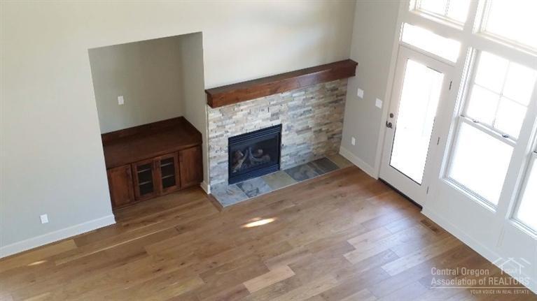 Pine Meadow Vill - Residential