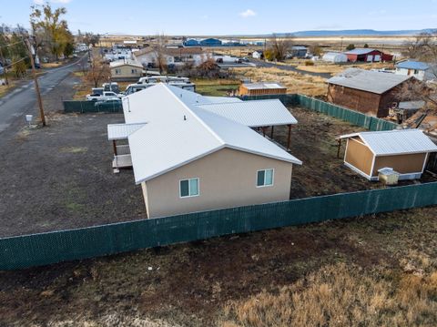 Tiny photo for 950 S K Street, Lakeview, OR 97630 (MLS # 220211884)
