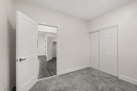 Tiny photo for 950 S K Street, Lakeview, OR 97630 (MLS # 220211884)