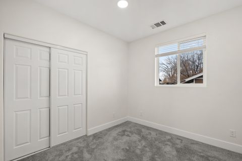 Tiny photo for 950 S K Street, Lakeview, OR 97630 (MLS # 220211884)