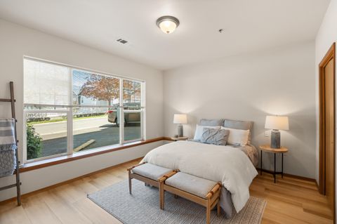 Tiny photo for 851 Pavilion Place, Ashland, OR 97520 (MLS # 220219632)