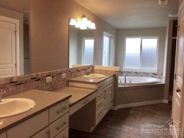 Summit Crest - Residential