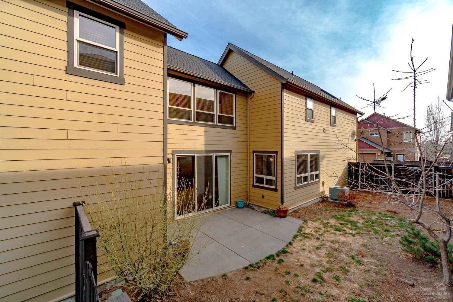 Lava Ridges - Residential