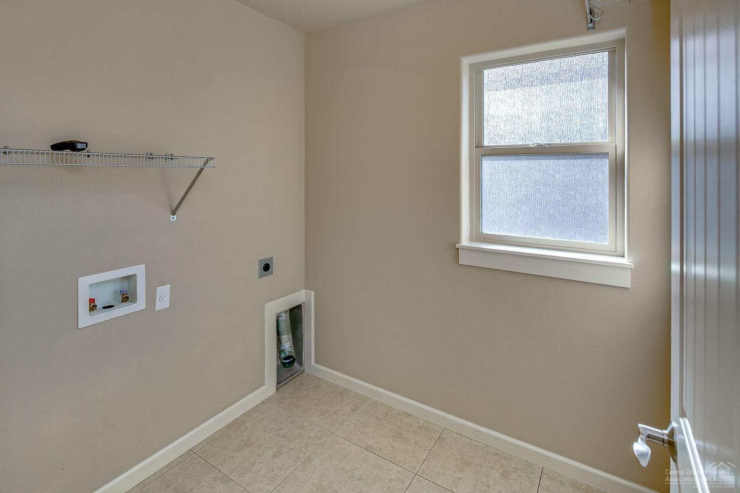 Lava Ridges - Residential