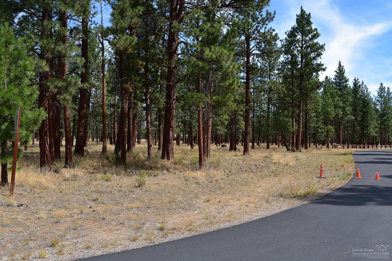 Hawksflight Airpark - Land