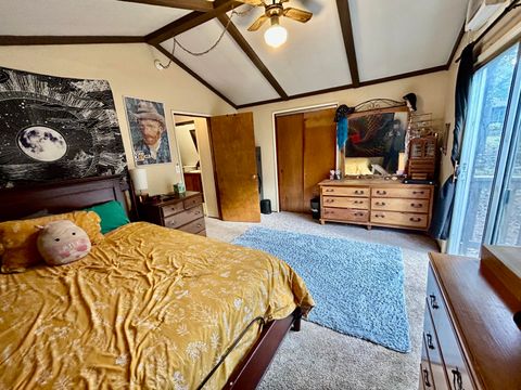 Tiny photo for 1450 Summit Loop, Grants Pass, OR 97527 (MLS # 220212499)