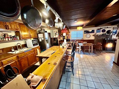 Tiny photo for 1450 Summit Loop, Grants Pass, OR 97527 (MLS # 220212499)