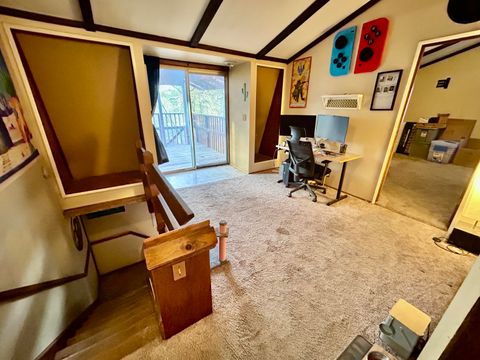 Tiny photo for 1450 Summit Loop, Grants Pass, OR 97527 (MLS # 220212499)