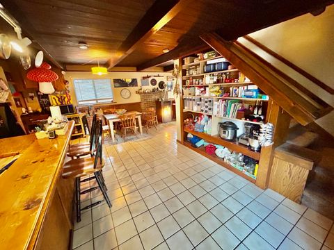 Tiny photo for 1450 Summit Loop, Grants Pass, OR 97527 (MLS # 220212499)