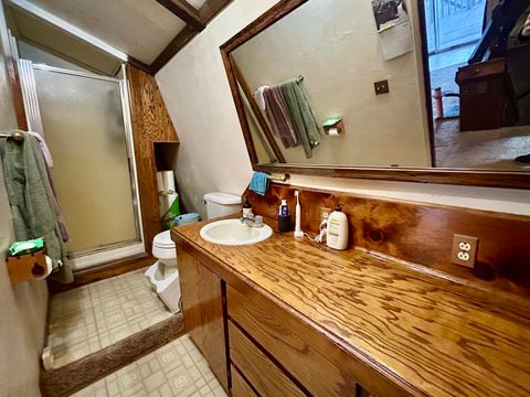 Tiny photo for 1450 Summit Loop, Grants Pass, OR 97527 (MLS # 220212499)