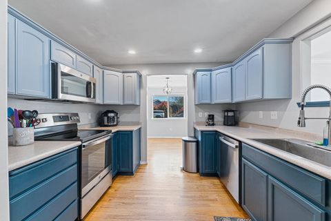 Tiny photo for 1017 Havenwood Drive, Eagle Point, OR 97524 (MLS # 220219624)