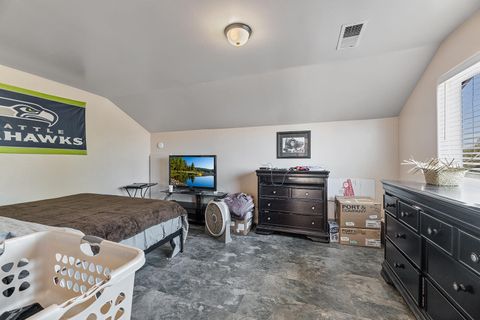Tiny photo for 1017 Havenwood Drive, Eagle Point, OR 97524 (MLS # 220219624)