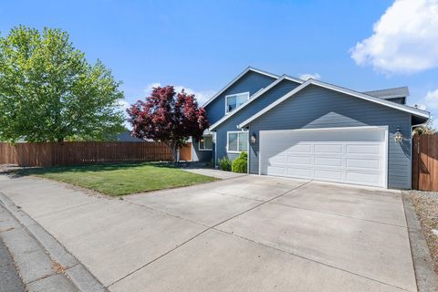 Tiny photo for 1017 Havenwood Drive, Eagle Point, OR 97524 (MLS # 220219624)