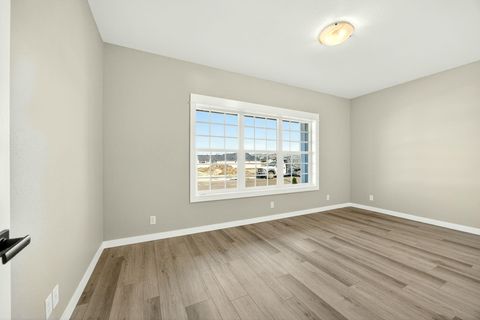 Tiny photo for 3758 Carlin Drive, Medford, OR 97504 (MLS # 220214320)