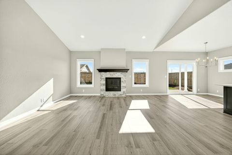 Tiny photo for 3758 Carlin Drive, Medford, OR 97504 (MLS # 220214320)