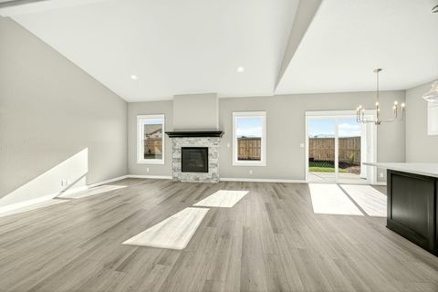 Tiny photo for 3758 Carlin Drive, Medford, OR 97504 (MLS # 220214320)