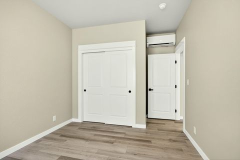 Tiny photo for 3758 Carlin Drive, Medford, OR 97504 (MLS # 220214320)