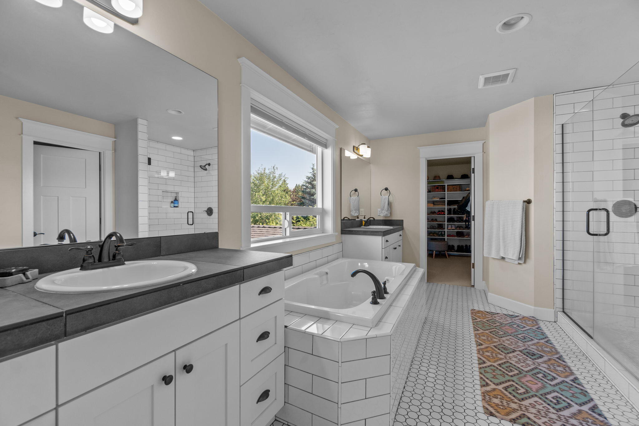 River Rim - Residential