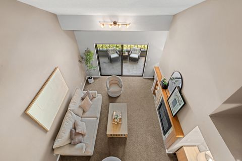 Tiny photo for 115 Rogue River Highway #APT 307, Grants Pass, OR 97527 (MLS # 220220045)