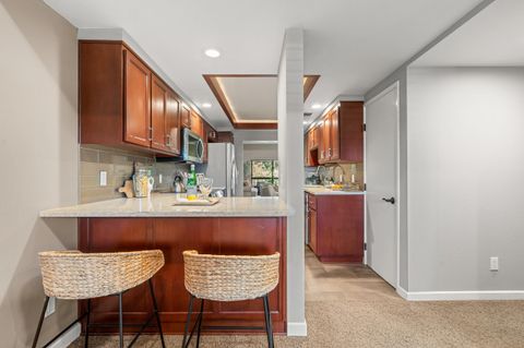 Tiny photo for 115 Rogue River Highway #APT 307, Grants Pass, OR 97527 (MLS # 220220045)