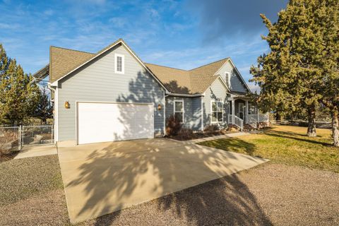 Tiny photo for 17040 SW Steelhead Road, Terrebonne, OR 97760 (MLS # 220217117)