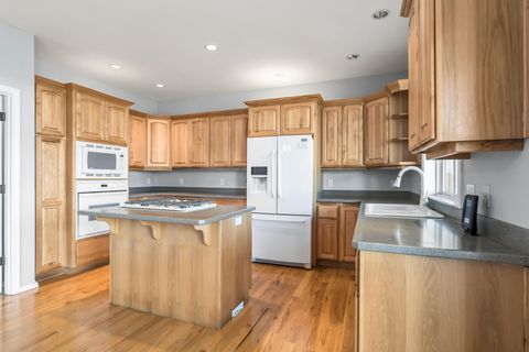 Tiny photo for 17040 SW Steelhead Road, Terrebonne, OR 97760 (MLS # 220217117)