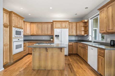 Tiny photo for 17040 SW Steelhead Road, Terrebonne, OR 97760 (MLS # 220217117)