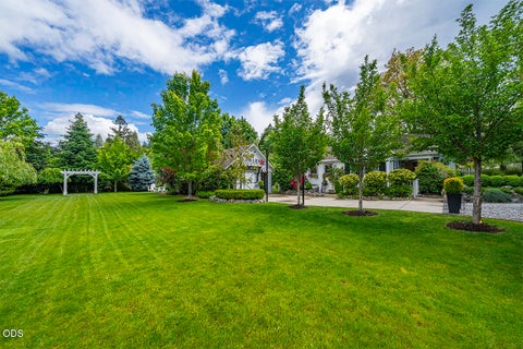Tiny photo for 215 S 4th Street, Jacksonville, OR 97530 (MLS # 220224076)